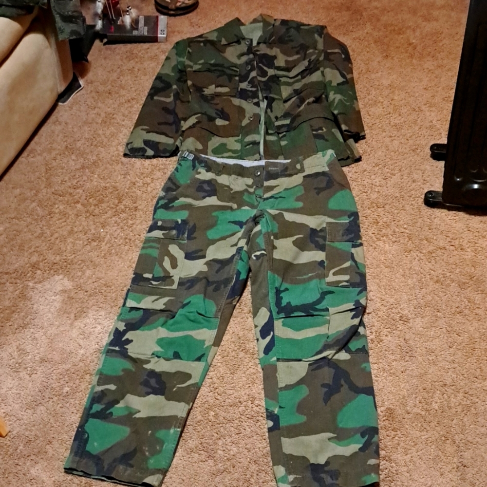 Man's medium fatigues